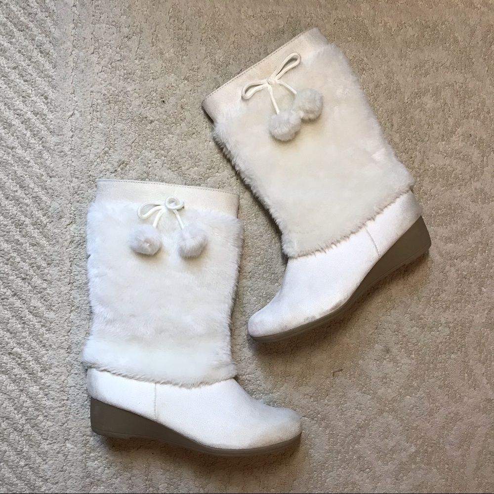 White Fur and Suede Girl's Makalu Boots